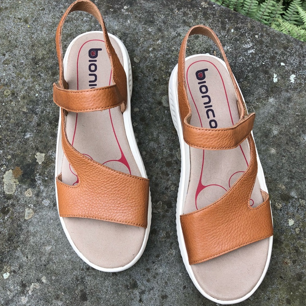 Bionica Cybele 2 Sandal (Sand)  Size 9